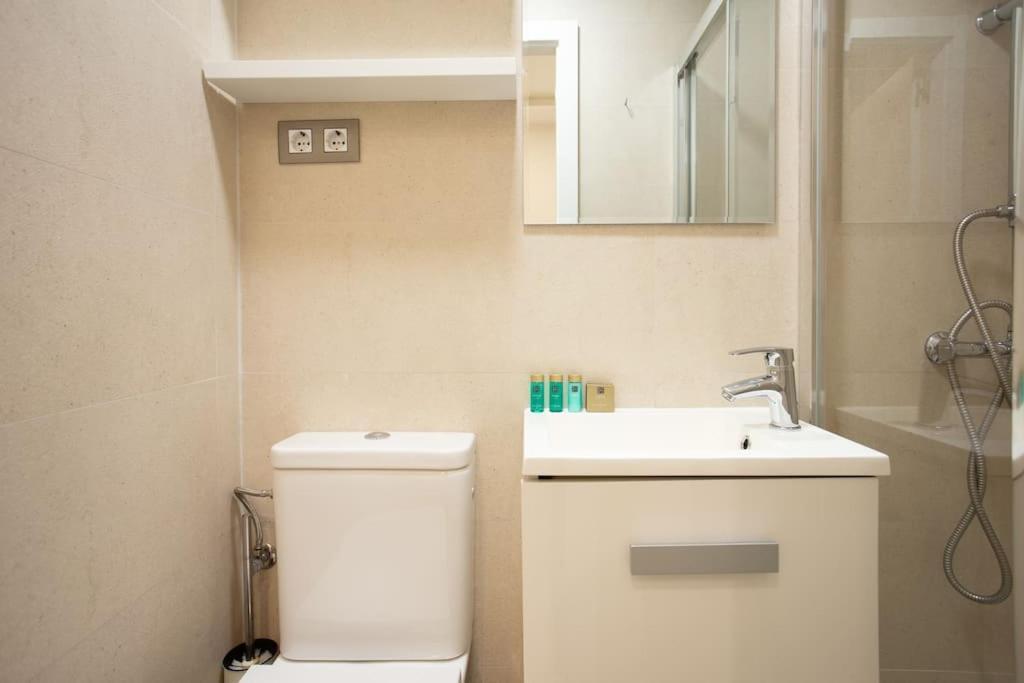 Ideal Flat In The Retiro Area - C5 Apartment *